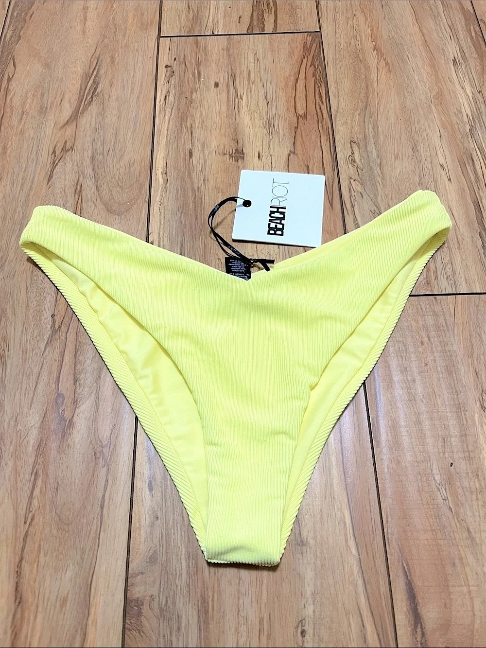 NWT Beach Riot Vanessa Bikini Bottom in Butter Blossom - Picture 5 of 8